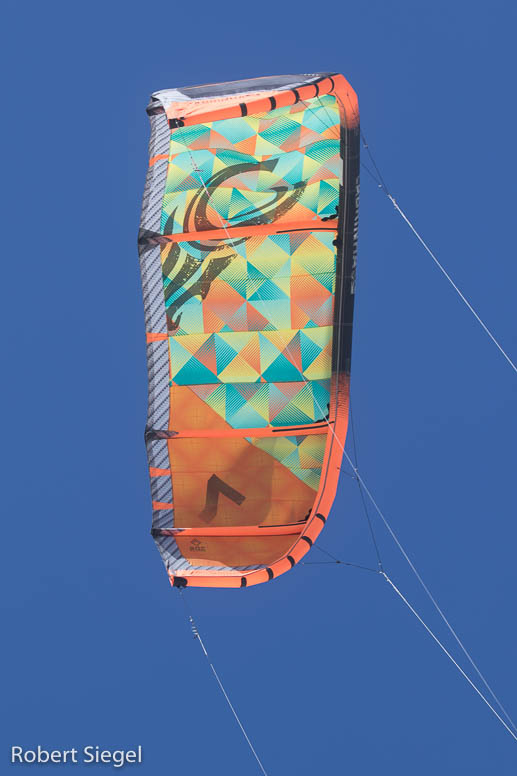 kite surfing